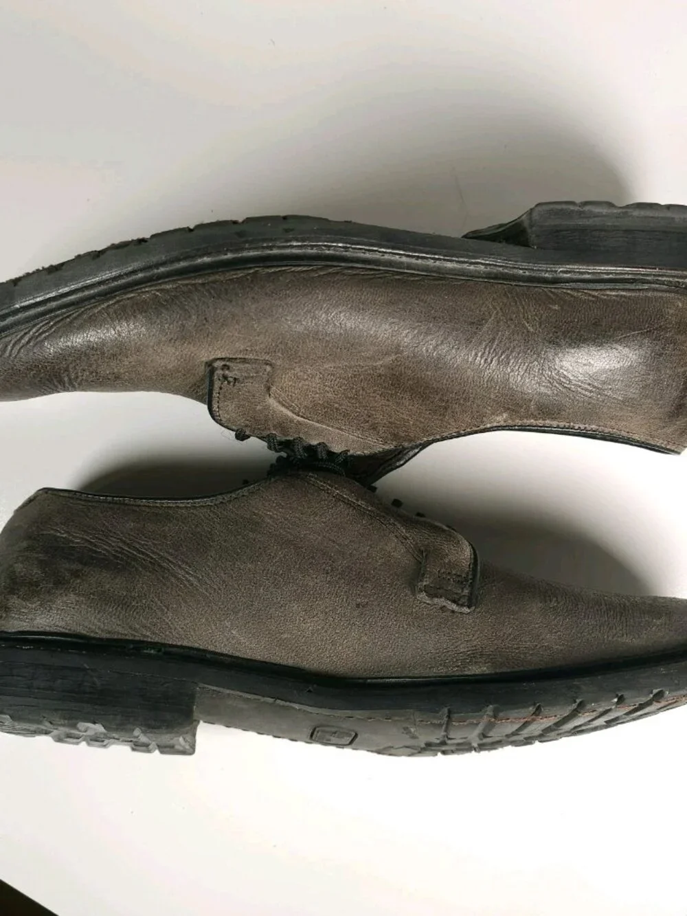 ALLEN EDMONDS 
